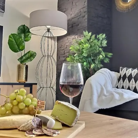 Apartment Black&white Home-by So'serenityhome-balcon-parking Cluses